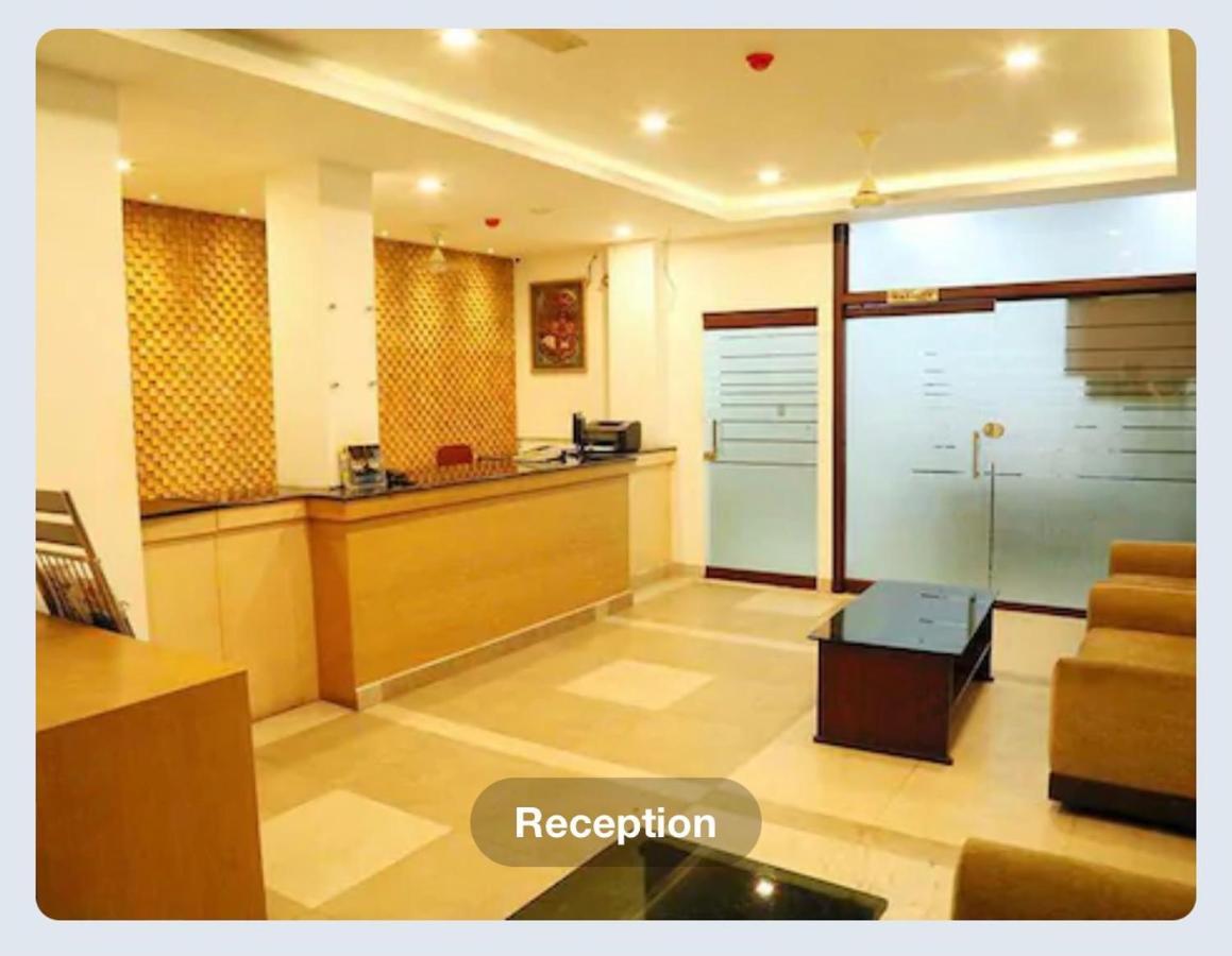 Hotel Sasthapuri Kozhikode Buitenkant foto